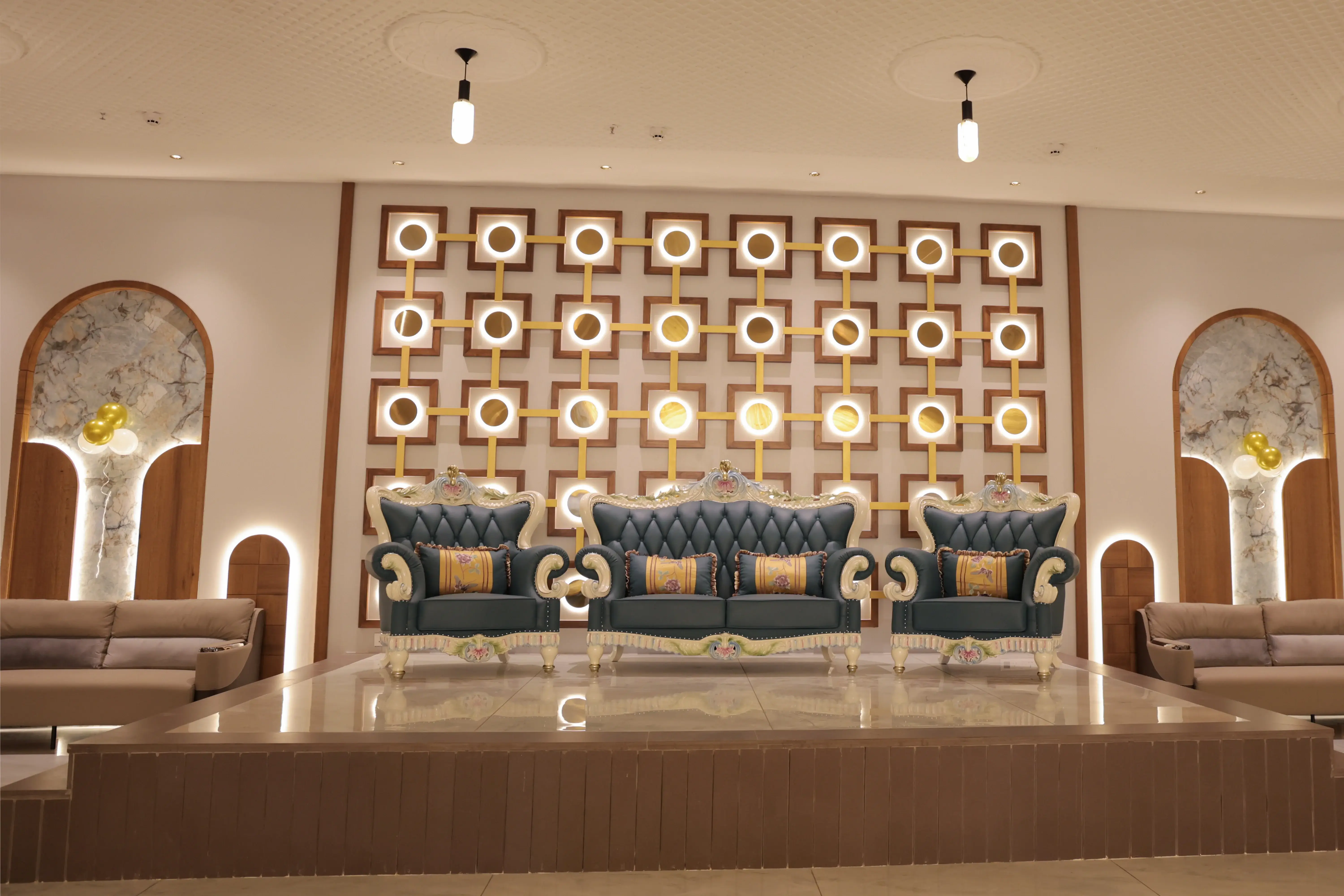 Auxilium Restaurant & Banquets