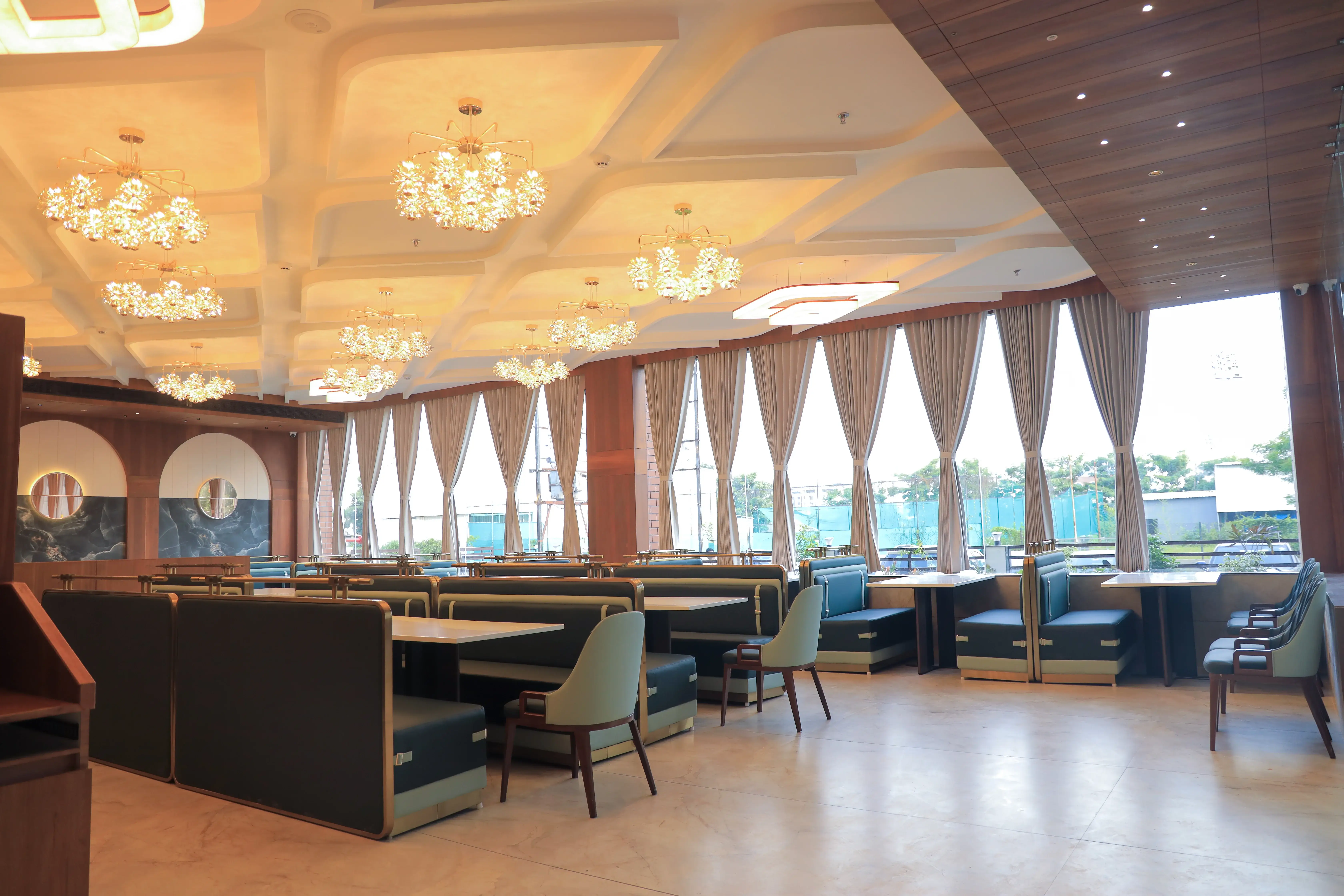 Auxilium Restaurant & Banquets