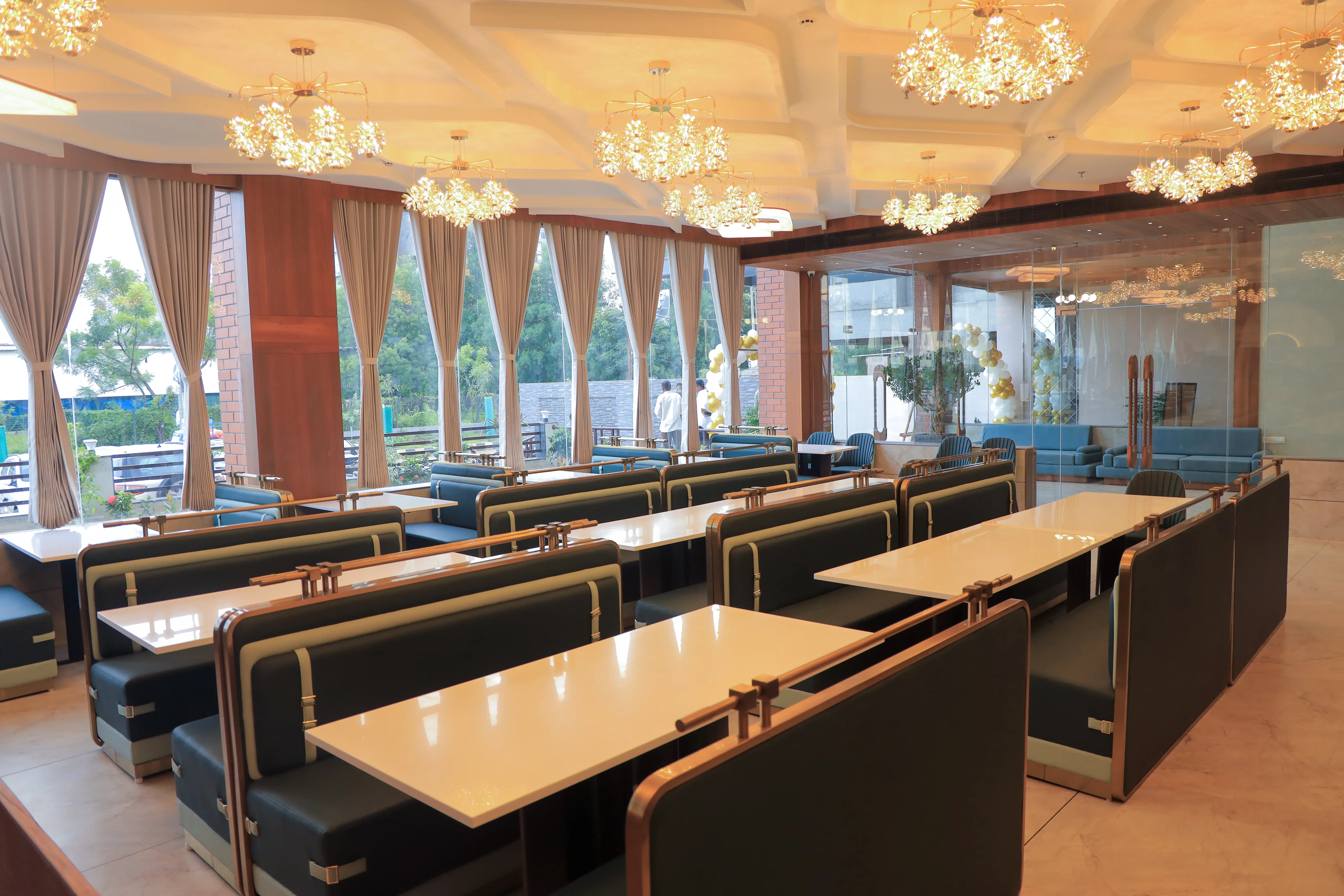 Auxilium Restaurant & Banquets