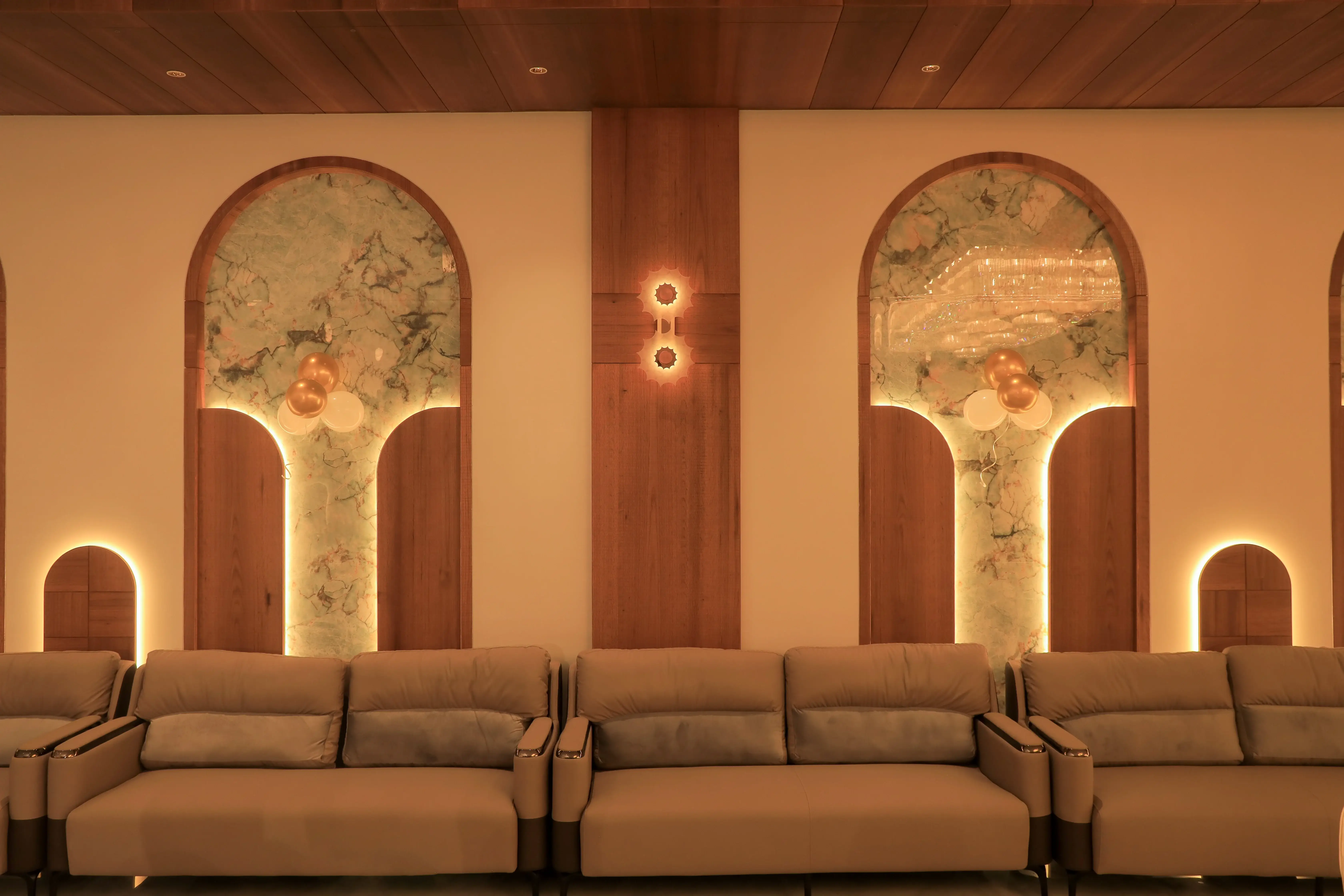 Auxilium Restaurant & Banquets